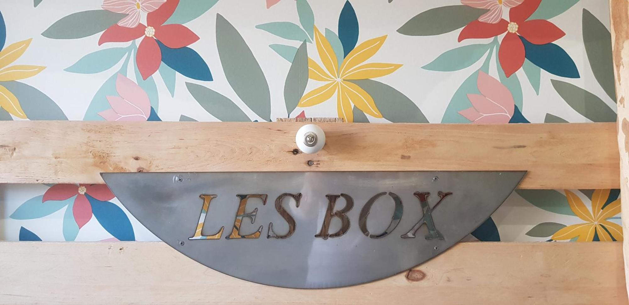 Les Box Chambre D'Hotes Lunan 外观 照片