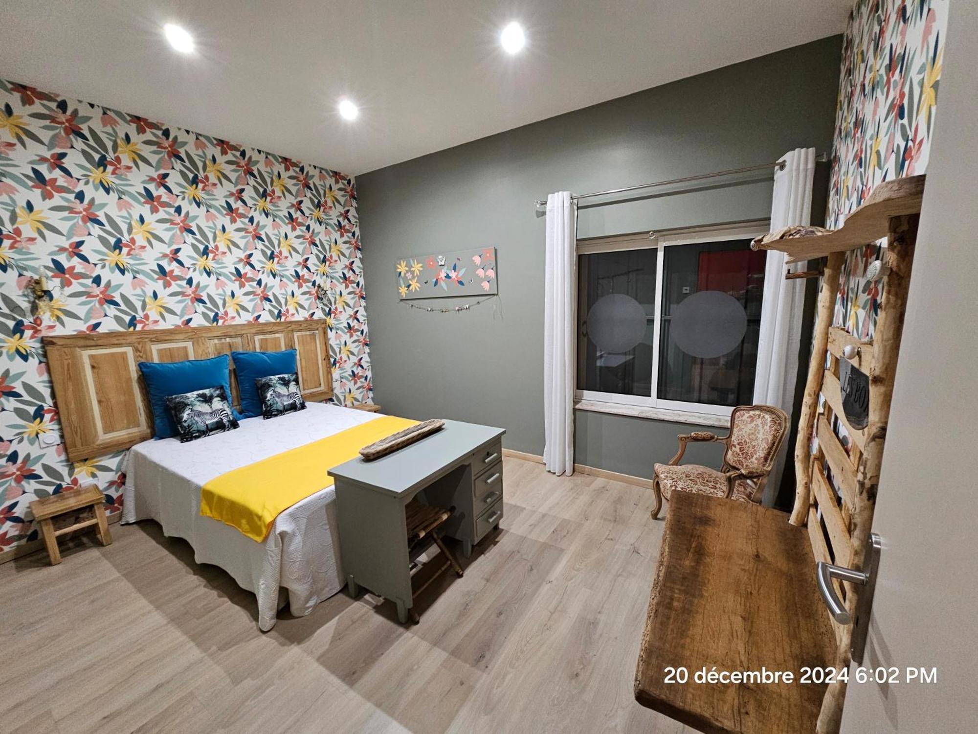 Les Box Chambre D'Hotes Lunan 外观 照片